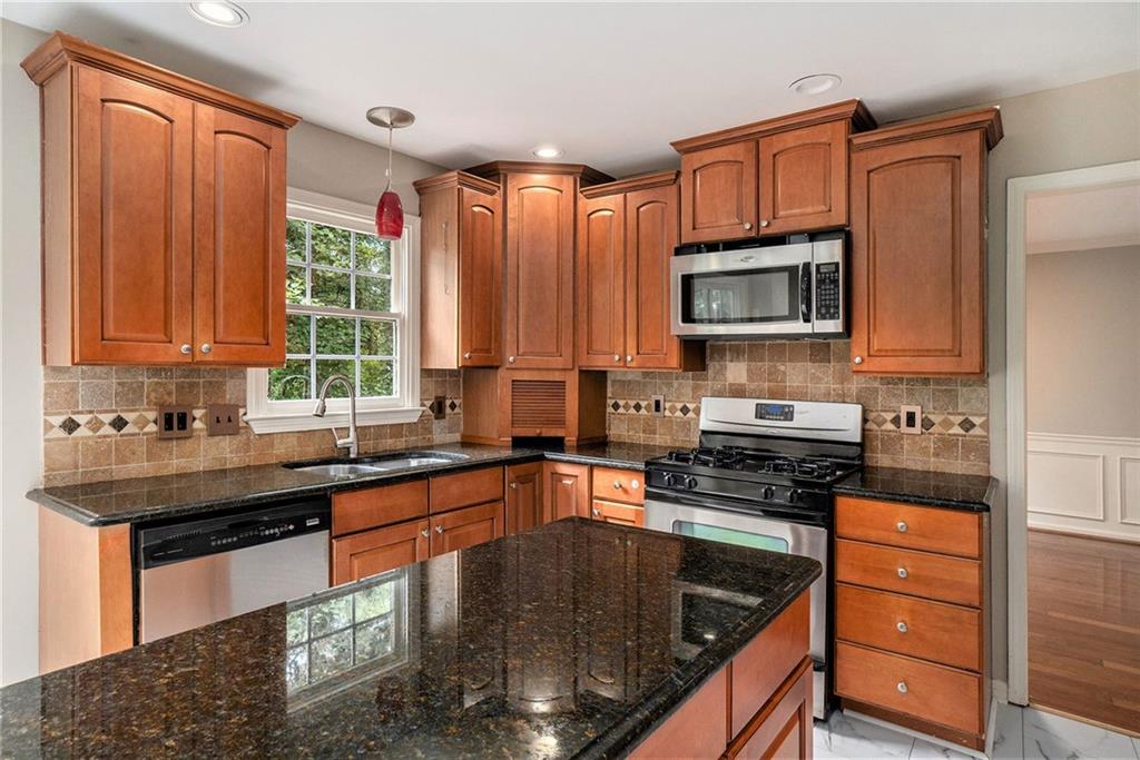 375 John Tate Road NW