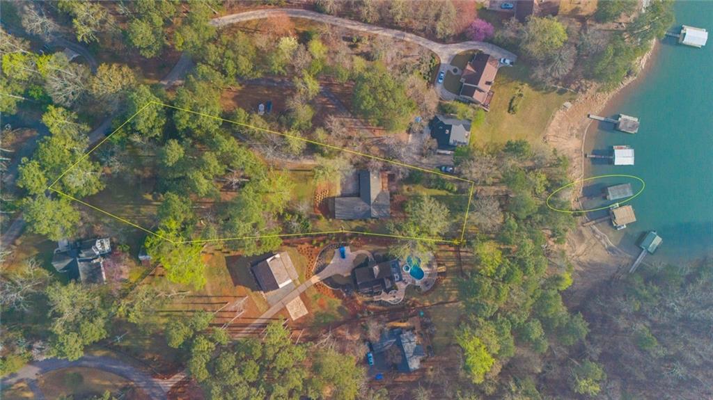 3240 Chimney Point Drive