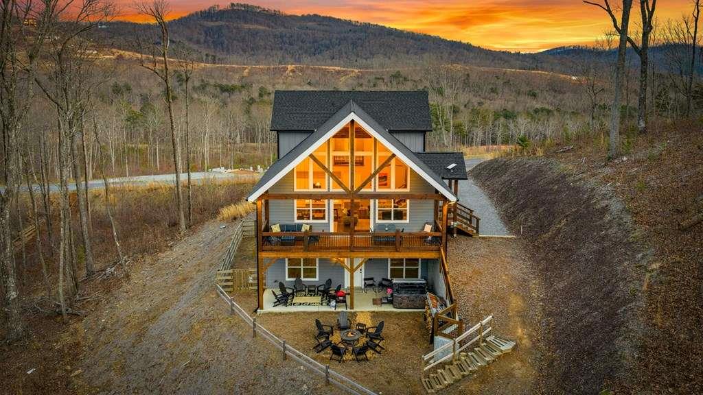 1016 Twisted Oak Road