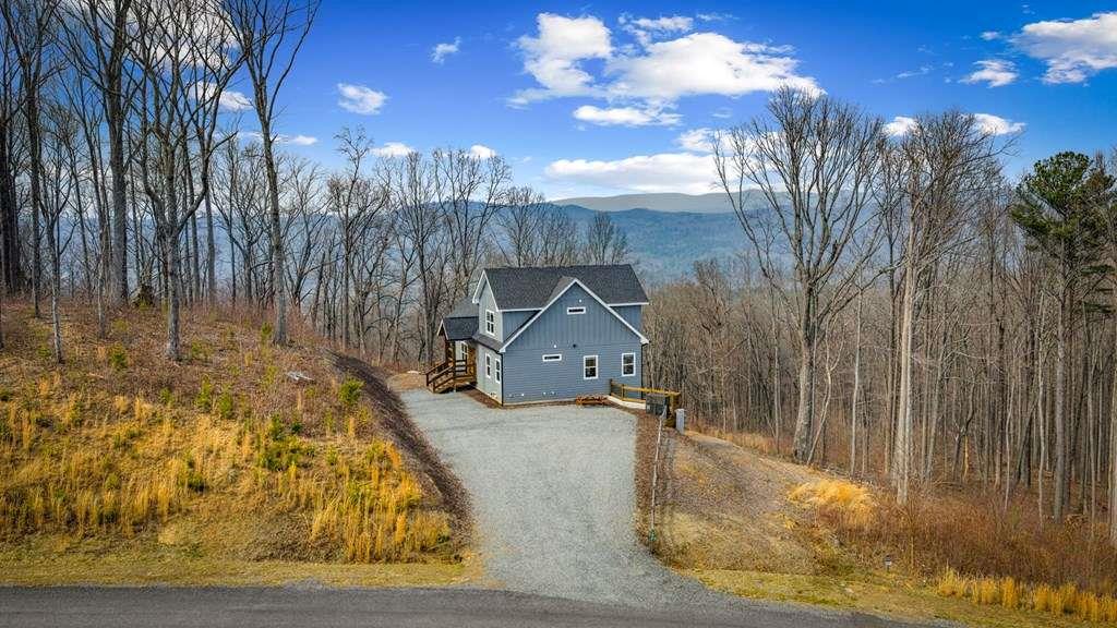 1016 Twisted Oak Road