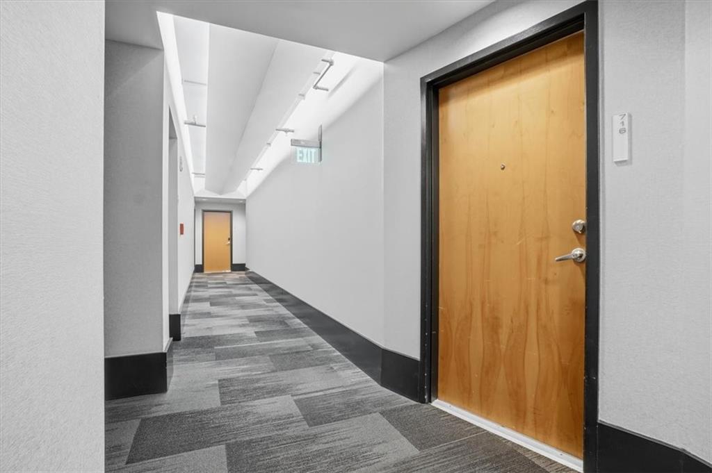 943 Peachtree Street NE 716