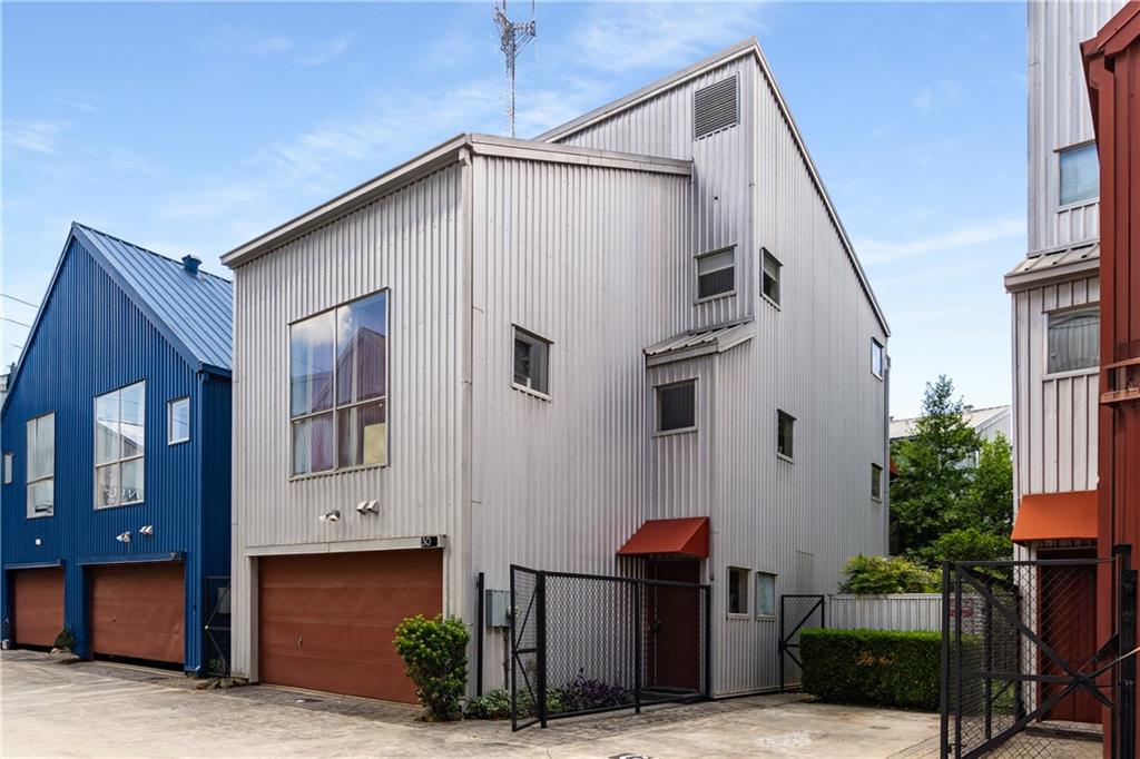 920 Memorial Drive SE 30