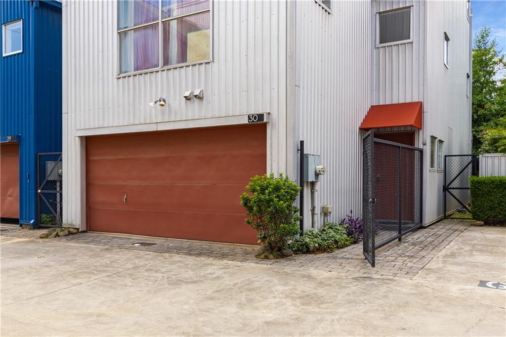 920 Memorial Drive SE 30