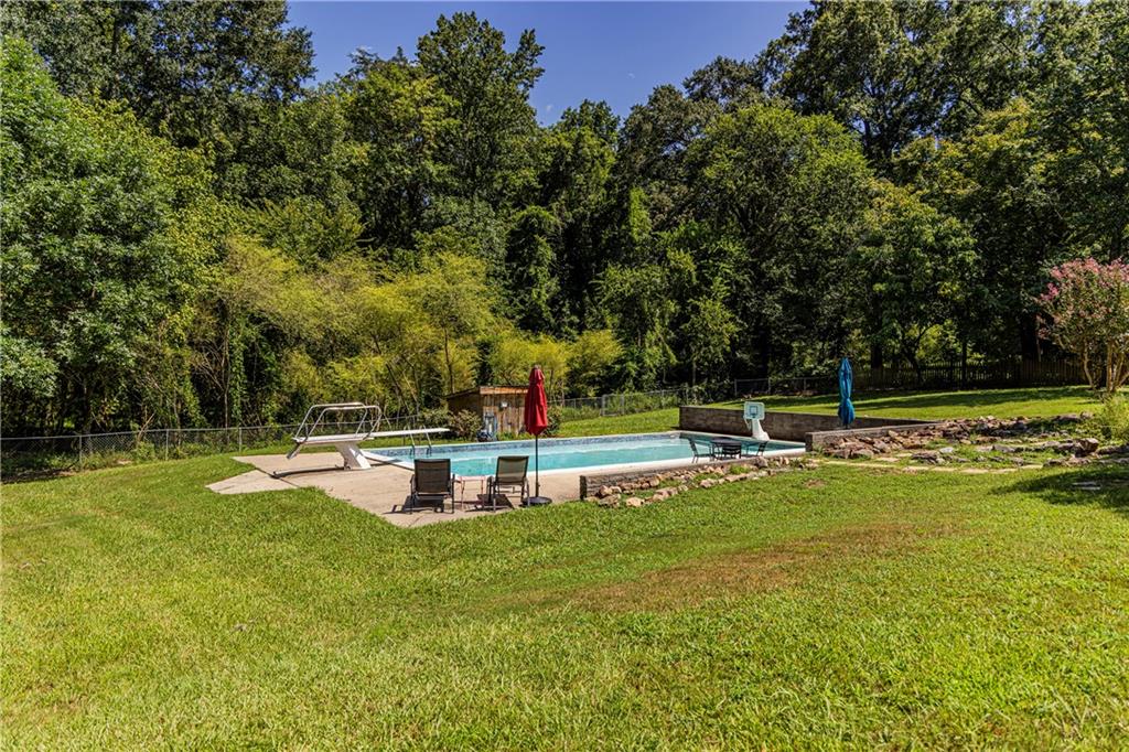 13 Greenbriar Lane