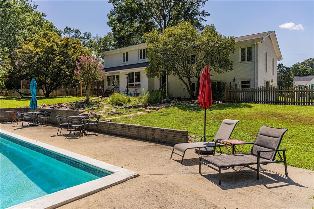 13 Greenbriar Lane