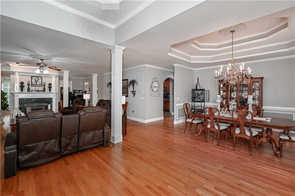 8227 Farmington Lane
