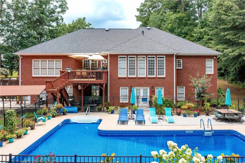 8227 Farmington Lane