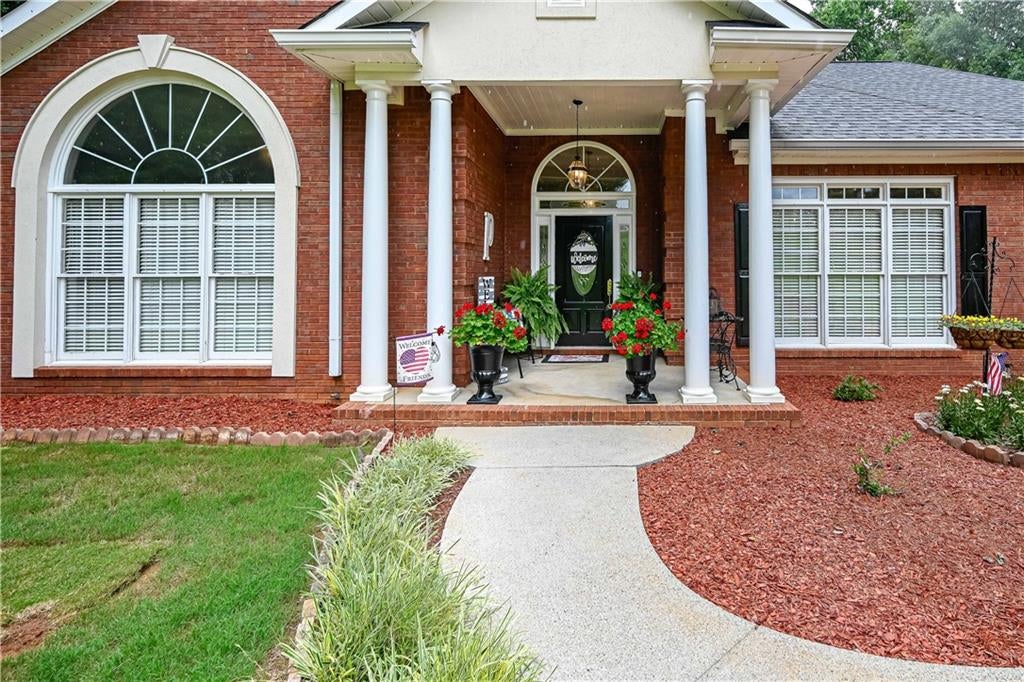 8227 Farmington Lane