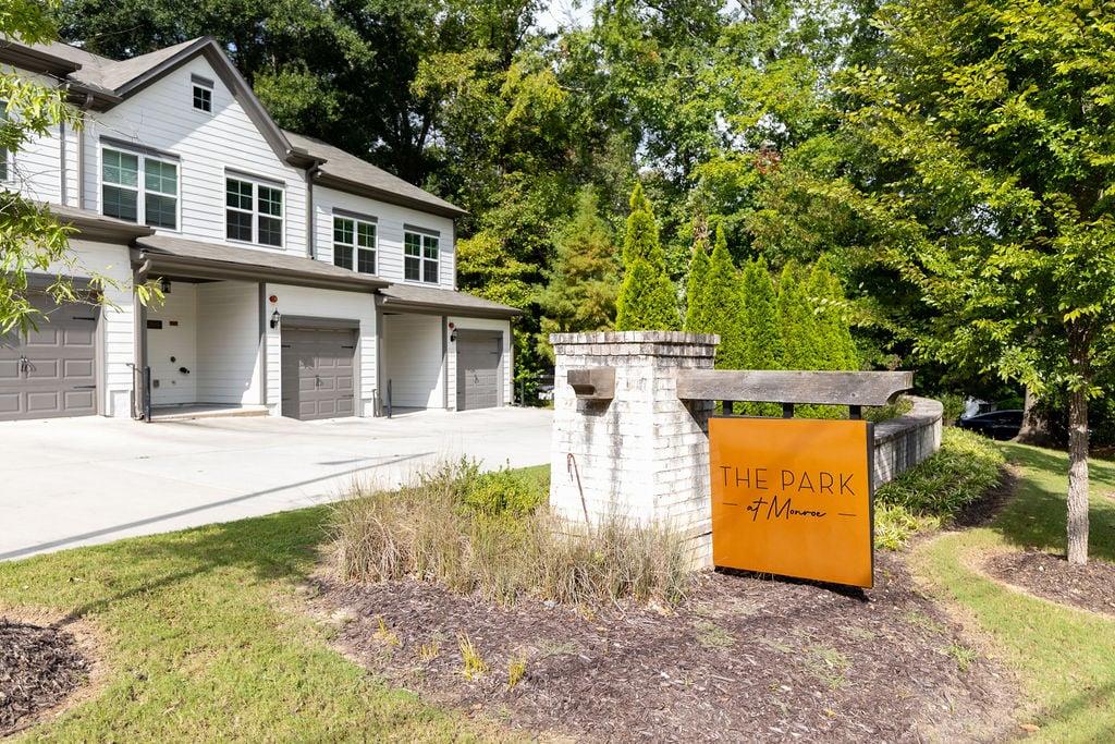 2857 Regal Park NW