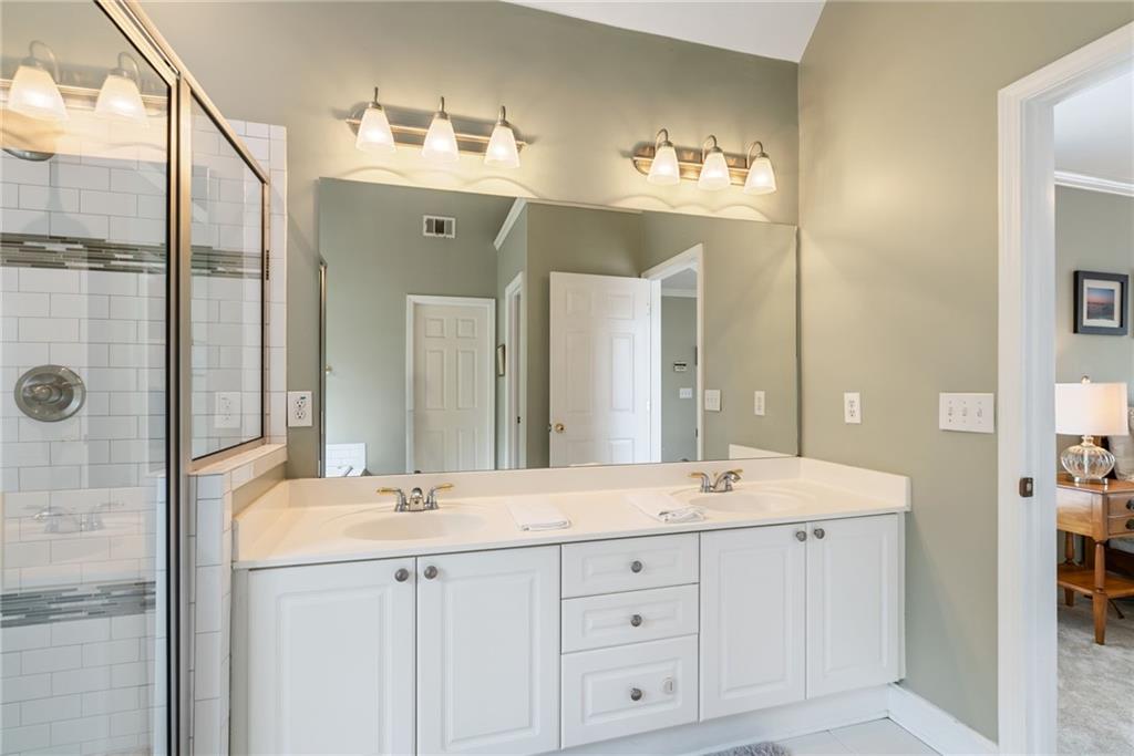6695 Buckingham Circle, Cumming, Georgia image 37