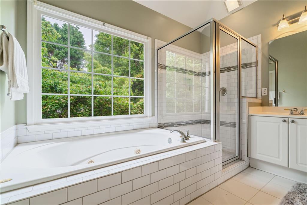 6695 Buckingham Circle, Cumming, Georgia image 35