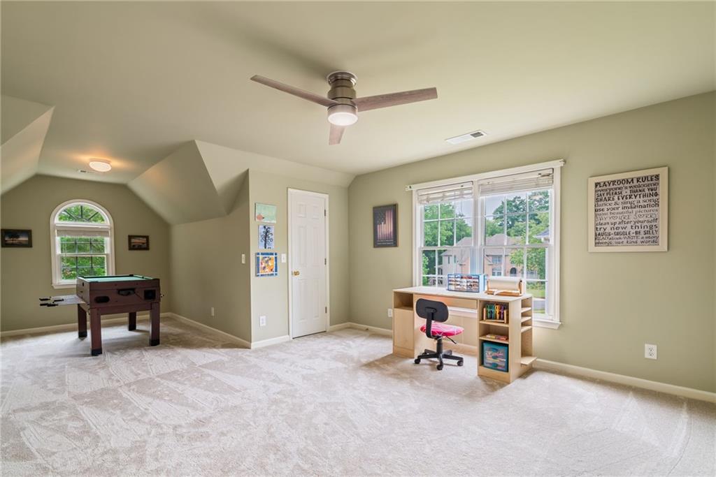 6695 Buckingham Circle, Cumming, Georgia image 44
