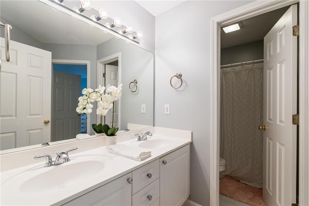 6695 Buckingham Circle, Cumming, Georgia image 41
