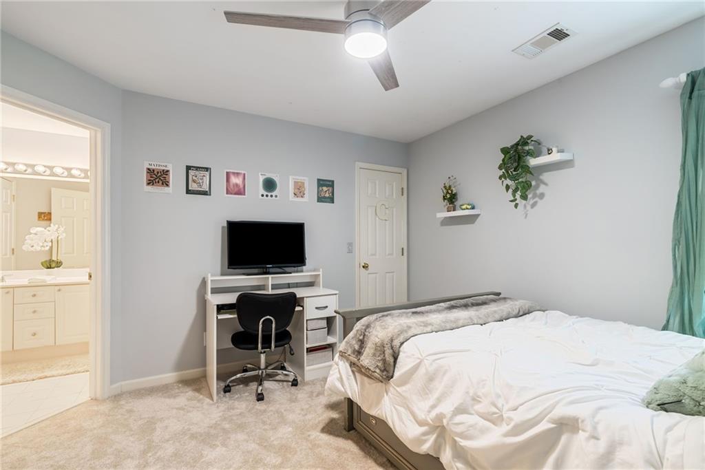6695 Buckingham Circle, Cumming, Georgia image 40