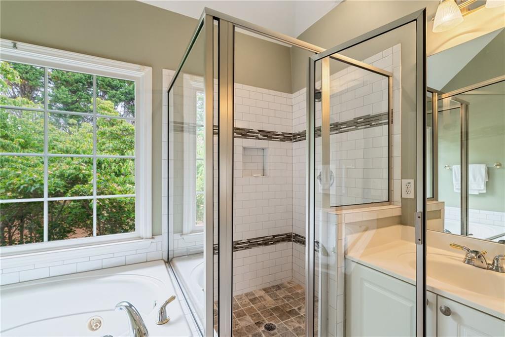 6695 Buckingham Circle, Cumming, Georgia image 36