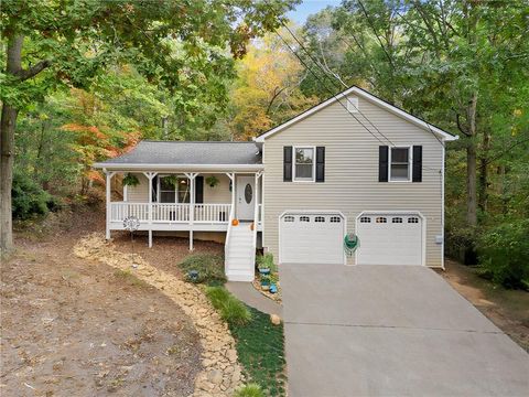 A home in Cartersville