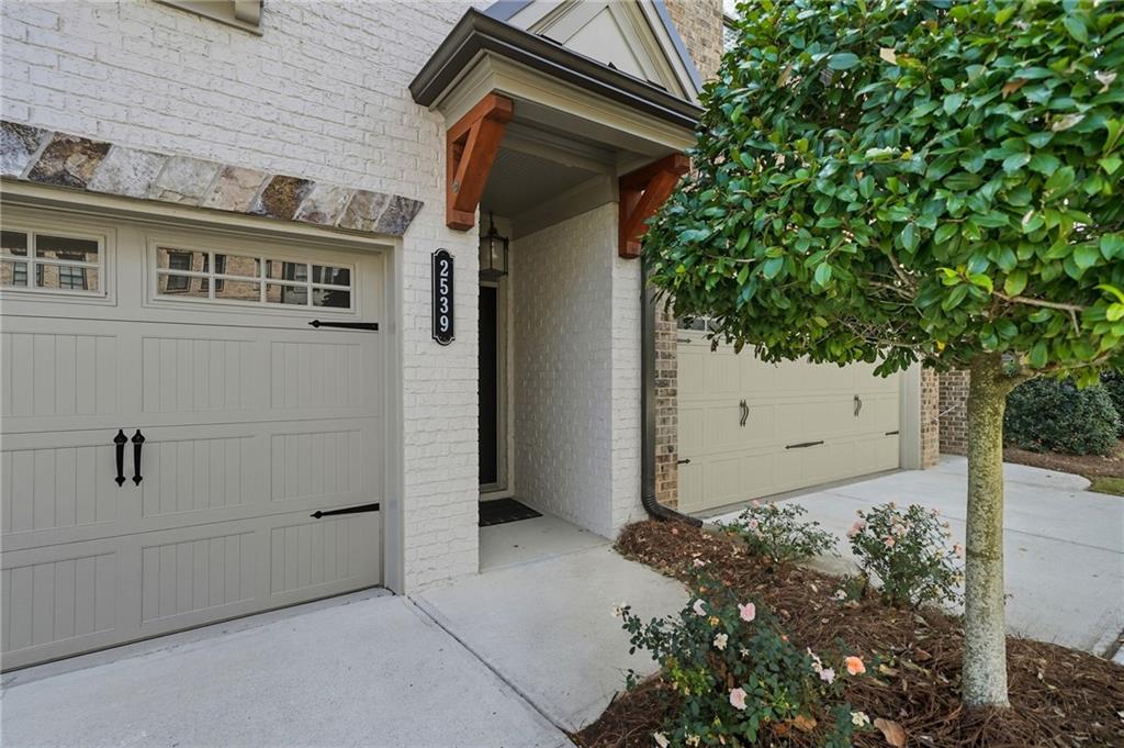 2539 Skyland Drive NE