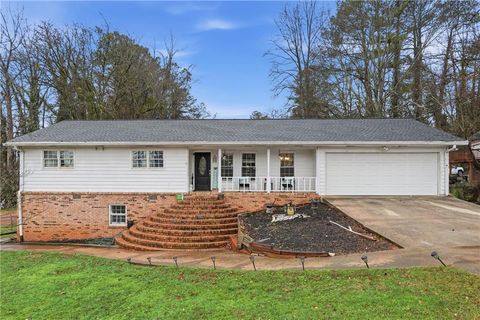 93 Gloster Road SW Lawrenceville GA 30044