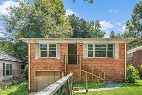 Homes For Sale - 1329 Nash Road<br/> Atlanta, GA 30331