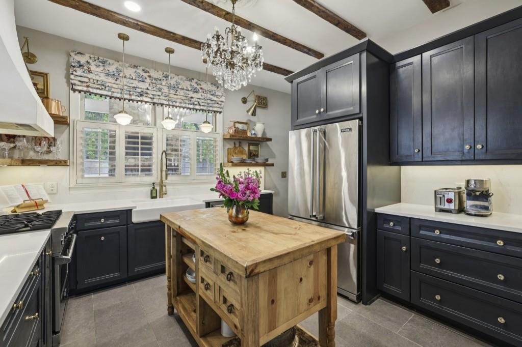 309 Pavillion Street SE