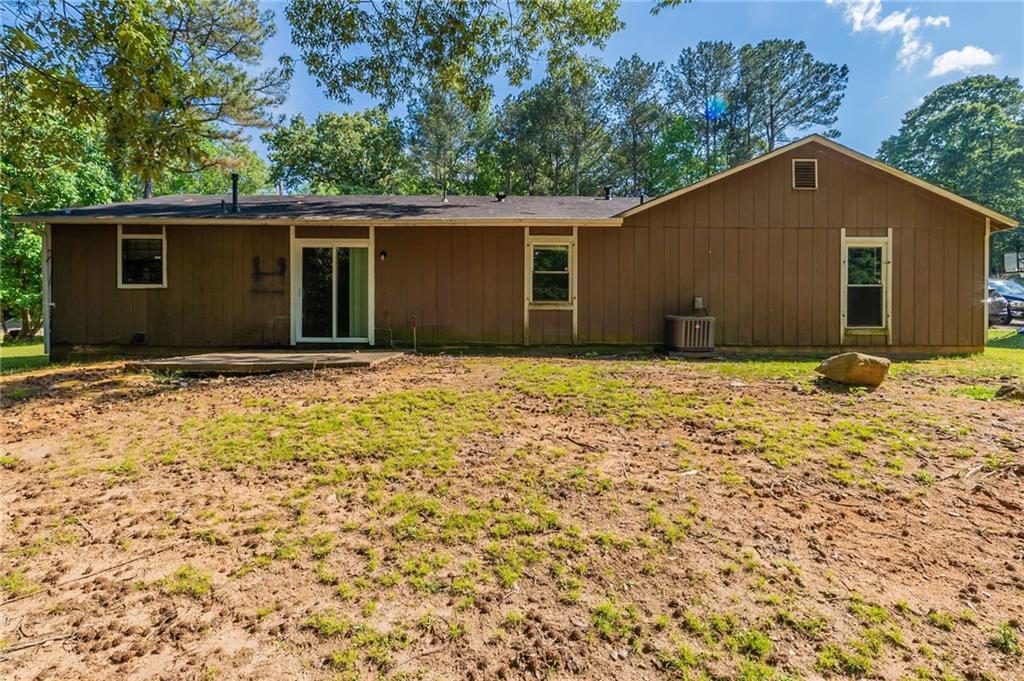 5326 Rocky Pine Drive, Lithonia, Georgia image 18