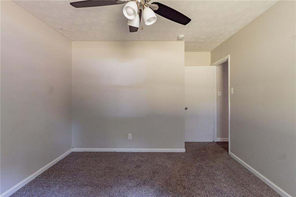 5326 Rocky Pine Drive, Lithonia, Georgia image 11