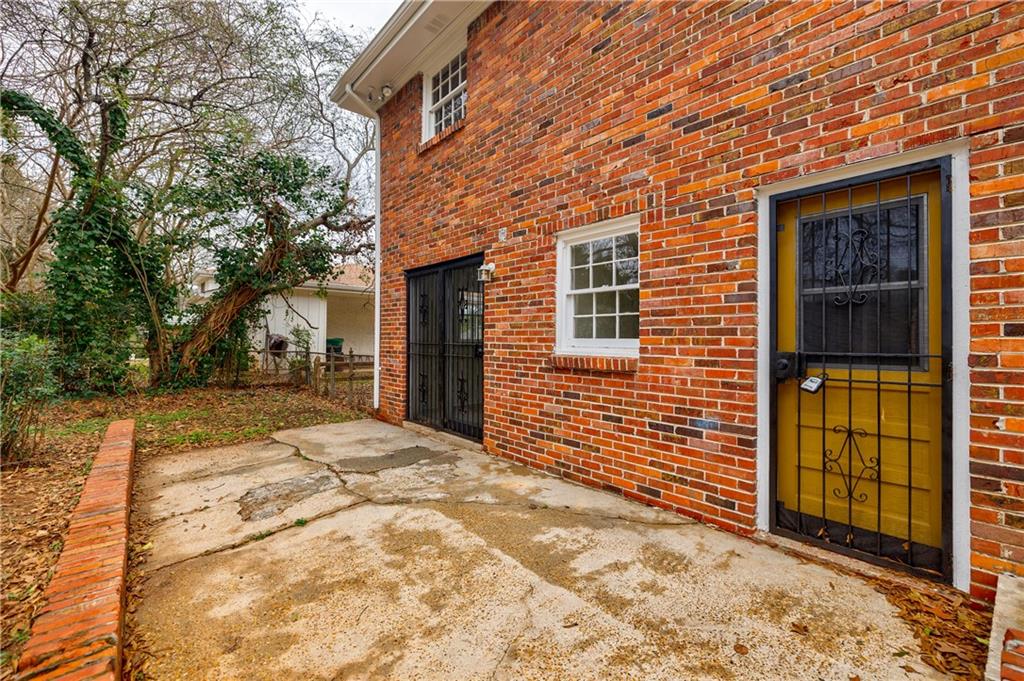 2904 Toney Drive