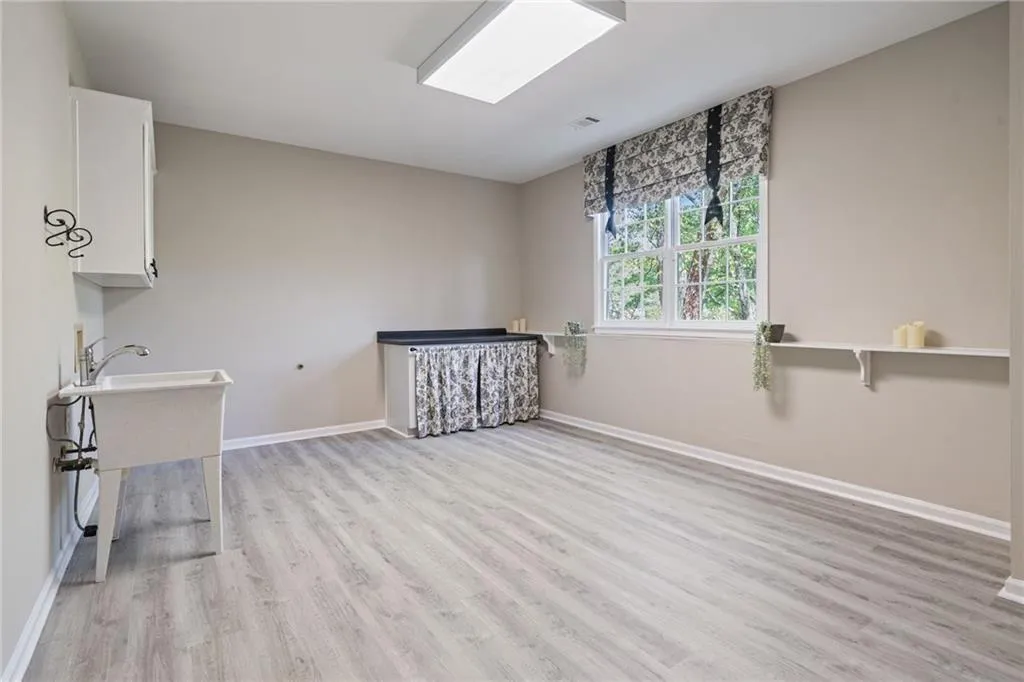 Duluth, Georgia 30097, United States, 4 Bedrooms Bedrooms, ,4 BathroomsBathrooms,Residential,Active,173272