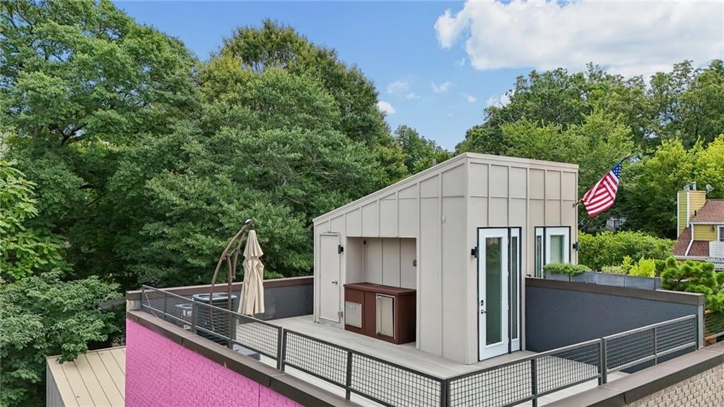 975 Piedmont Avenue NE 3