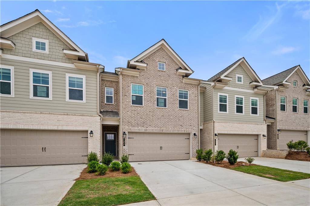 190 Abbotts Crossing Circle