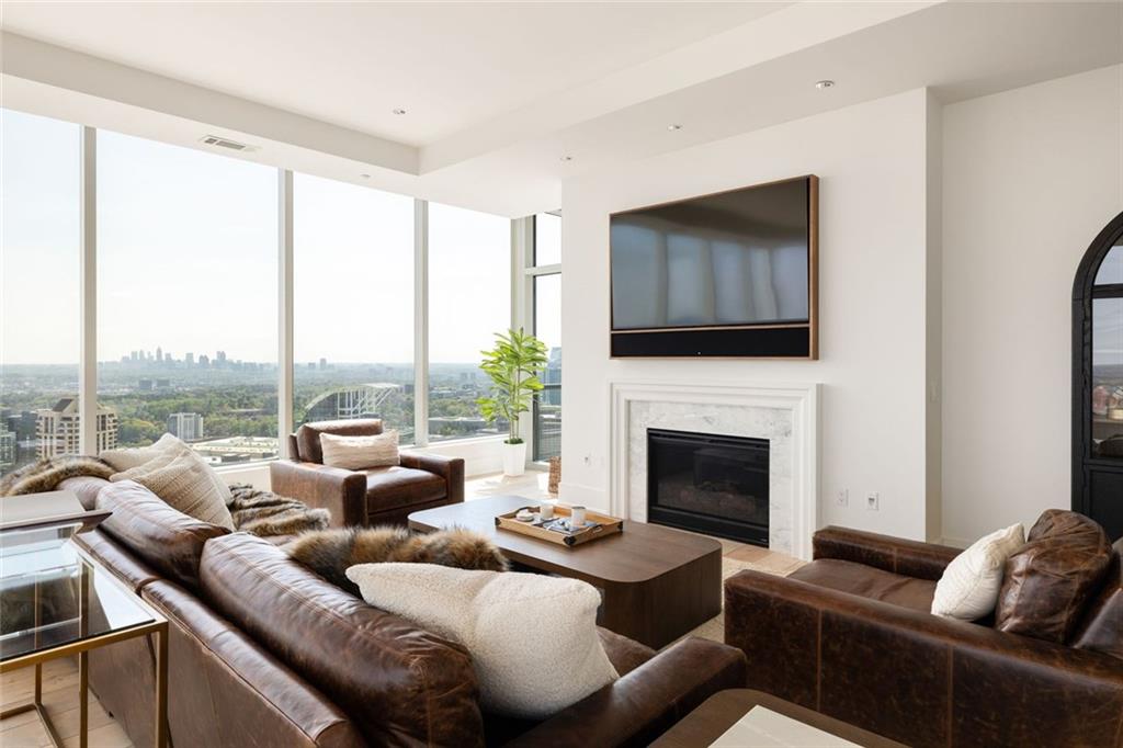 3630 Peachtree NE #3302