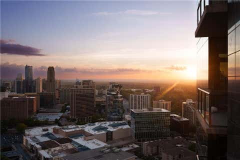 Condo For Sale - 3630 Peachtree Road #3302<br/> Atlanta, GA 30326