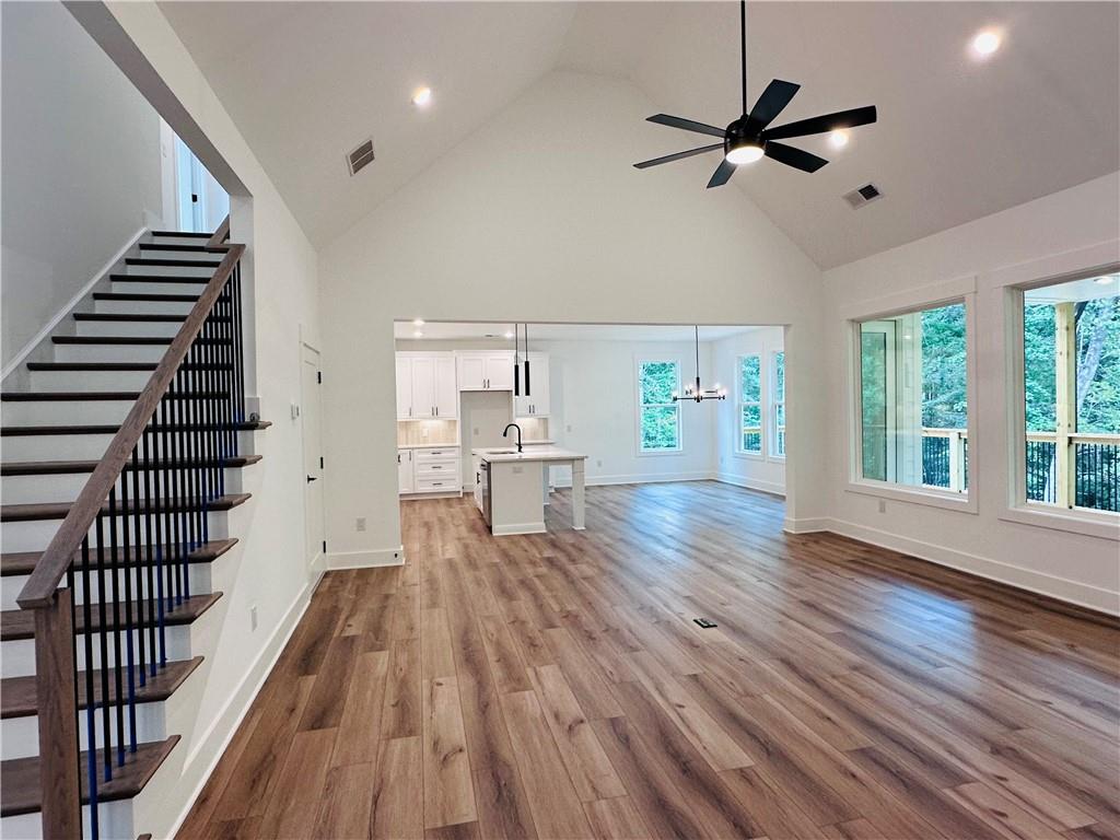 6312 Woodstock Rd