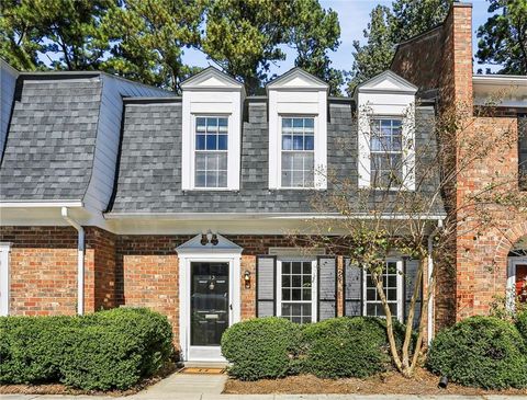 13 Independence Place NW Atlanta GA 30318