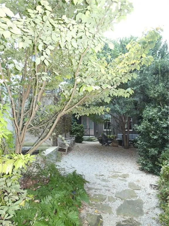 Atlanta, Georgia 30324, United States, 4 Bedrooms Bedrooms, ,4 BathroomsBathrooms,Residential,Coming Soon,218401