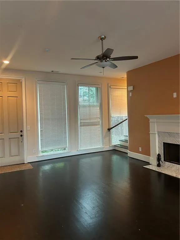 Atlanta, Georgia 30324, United States, 4 Bedrooms Bedrooms, ,4 BathroomsBathrooms,Residential,Coming Soon,218401