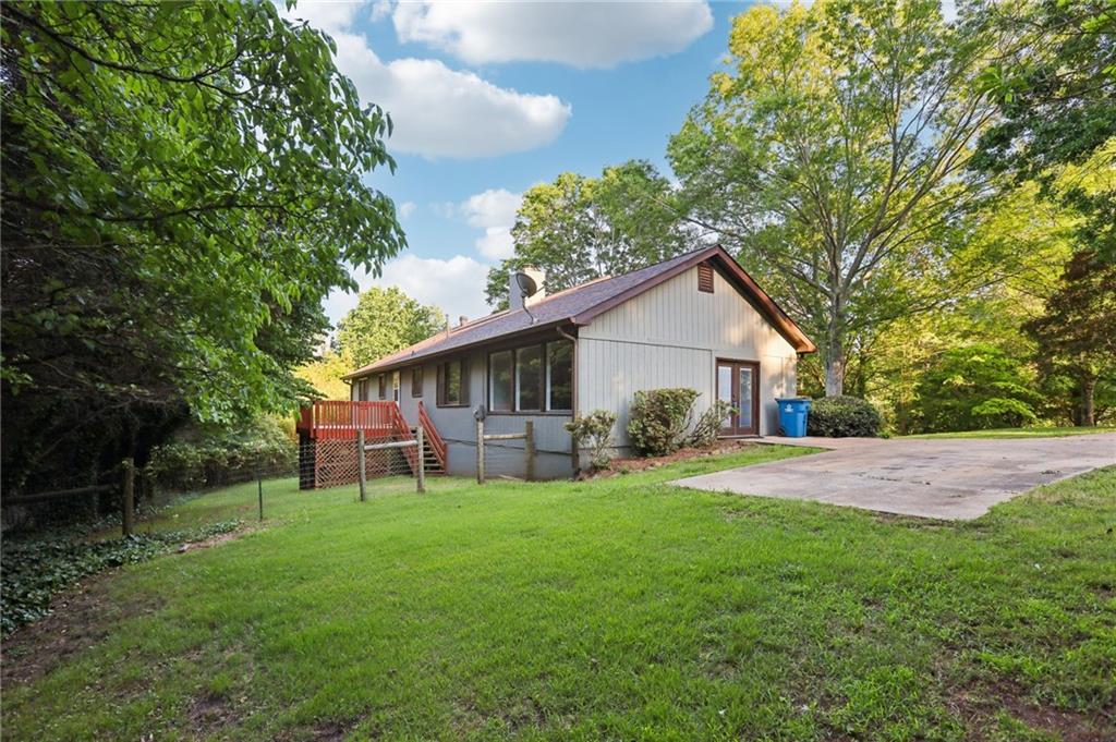 4071 Warren Road, Flowery Branch, Georgia image 6