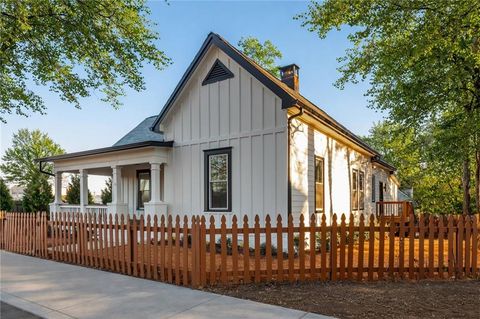 Photo of 1129 Sanders Avenue SE, Atlanta, GA 30316 (MLS # 7711981)