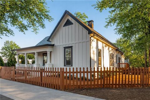 1129 Sanders Avenue SE Atlanta GA 30316