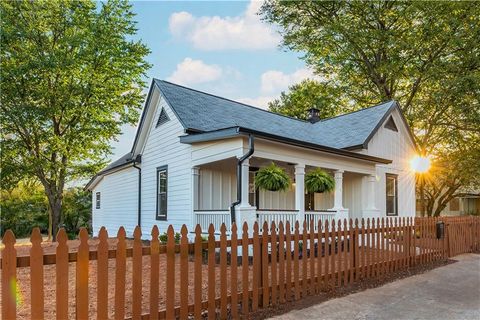 1129 Sanders Avenue SE Atlanta GA 30316