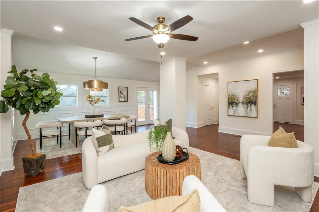 1129 Sanders Avenue SE