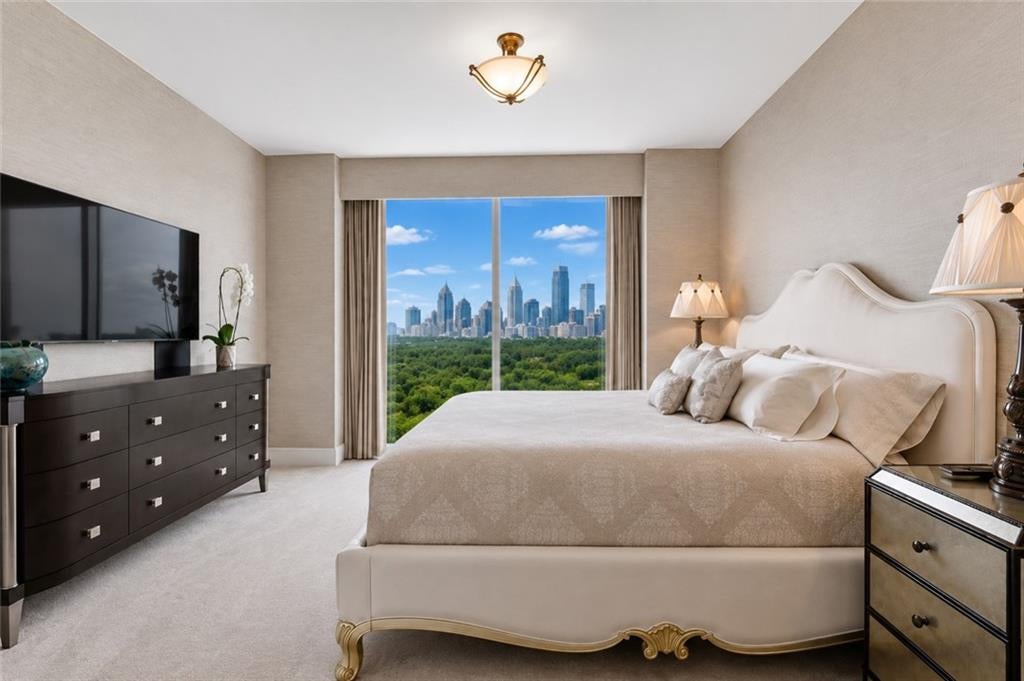 2795 Peachtree Road NE 1608