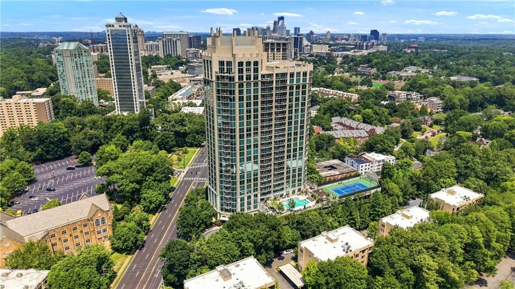 2795 Peachtree Road NE 1608