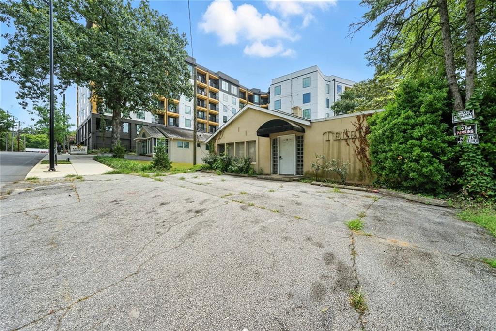 18 NW Beck Street NW