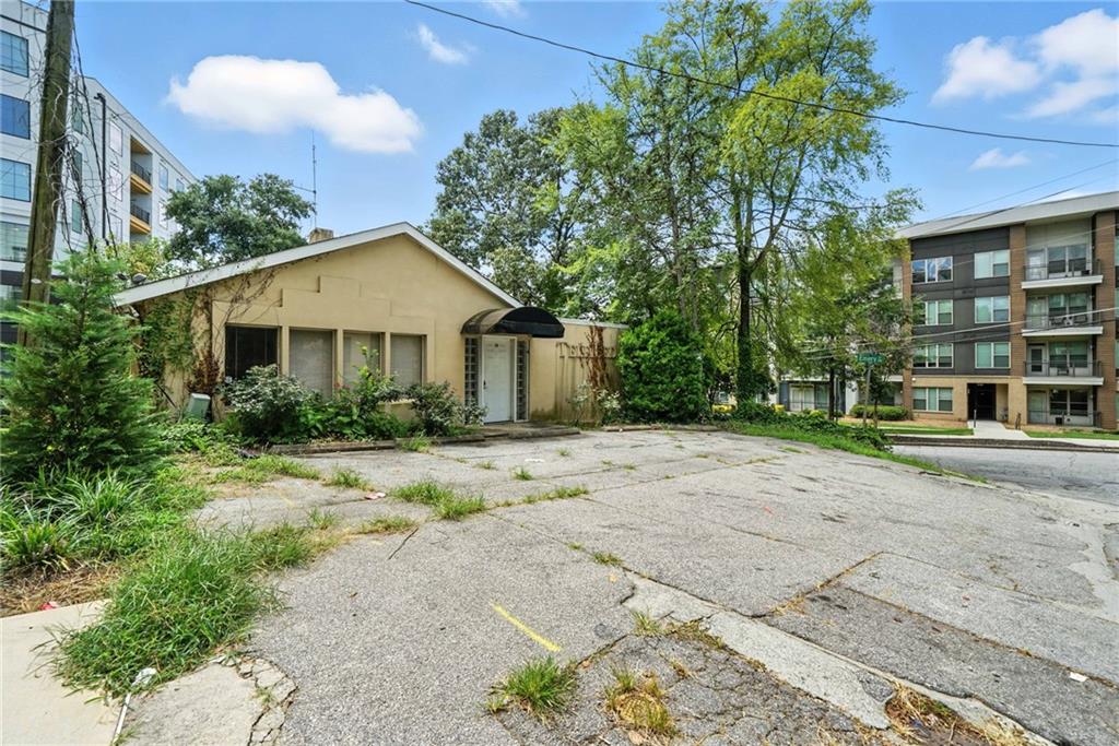18 NW Beck Street NW