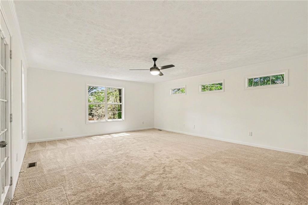 1918 Heritage Drive SW