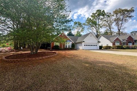 Homes For Sale - 3760 Sugarbrook Drive<br/> Lawrenceville, GA 30044