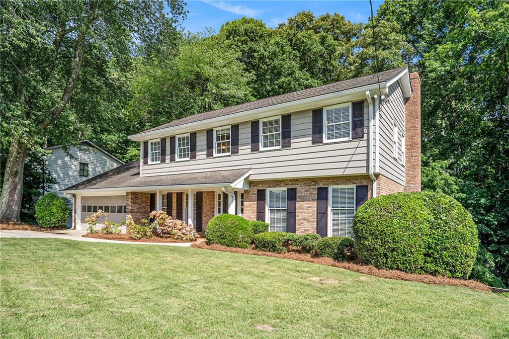 1703 W Nancy Creek Drive, Brookhaven, Georgia image 2