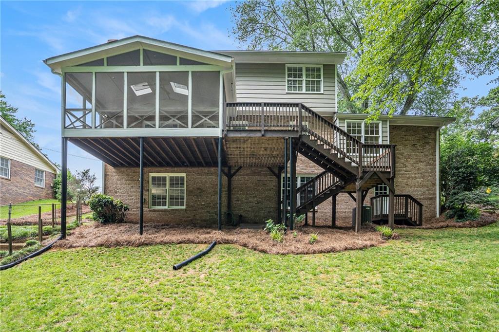 1703 W Nancy Creek Drive, Brookhaven, Georgia image 24