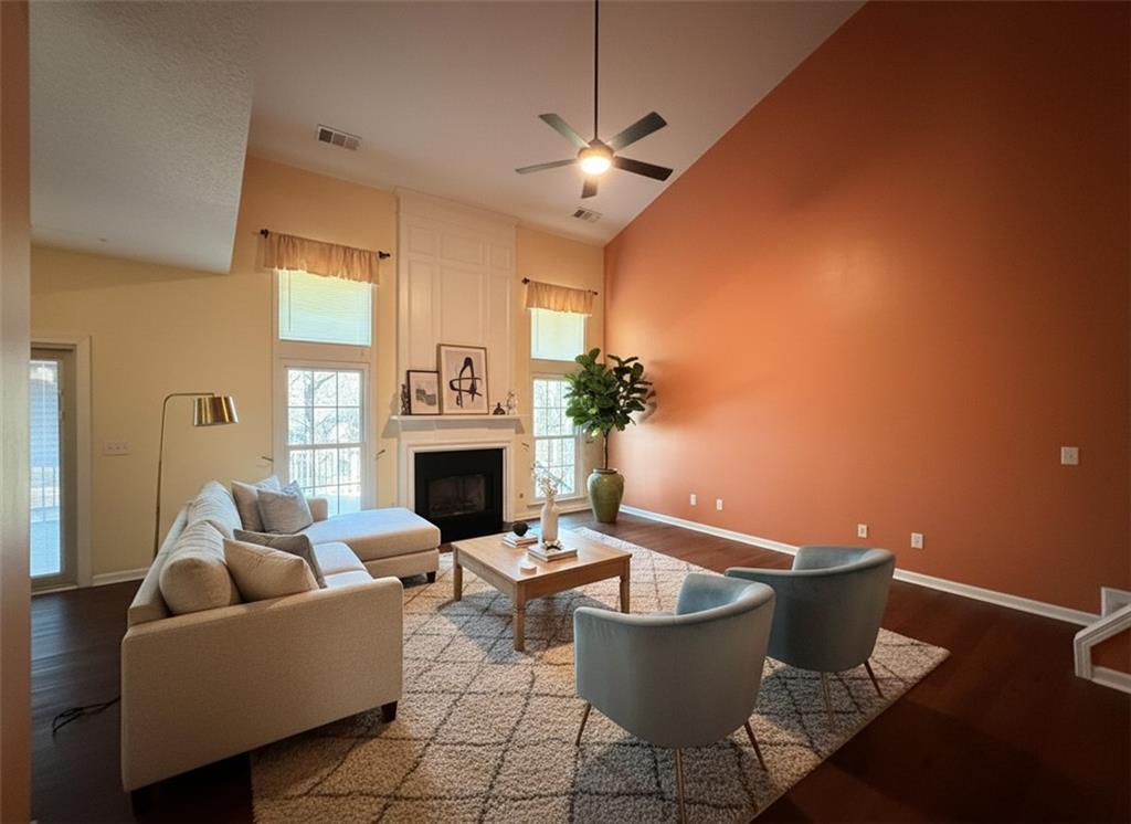 110 Wallnut Hall Circle